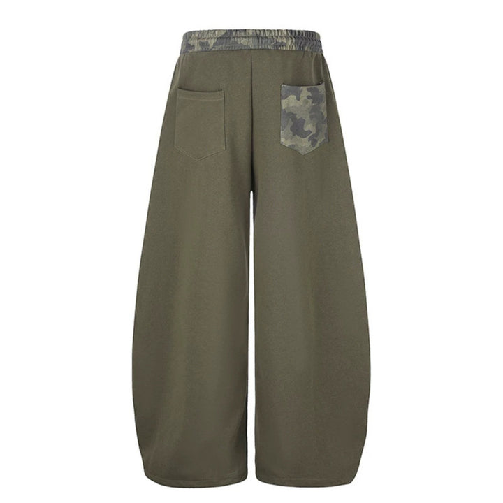 Women's Extra Wide Culotte Sweatpants with Camouflage Waistband and Star Patch Amarae