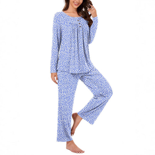 Women's pajama set made of soft fabric with practical pockets Amarae
