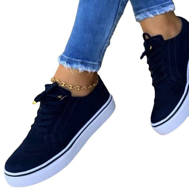 Women’s sneakers with a trendy textile upper and a cushioning sole Lune London