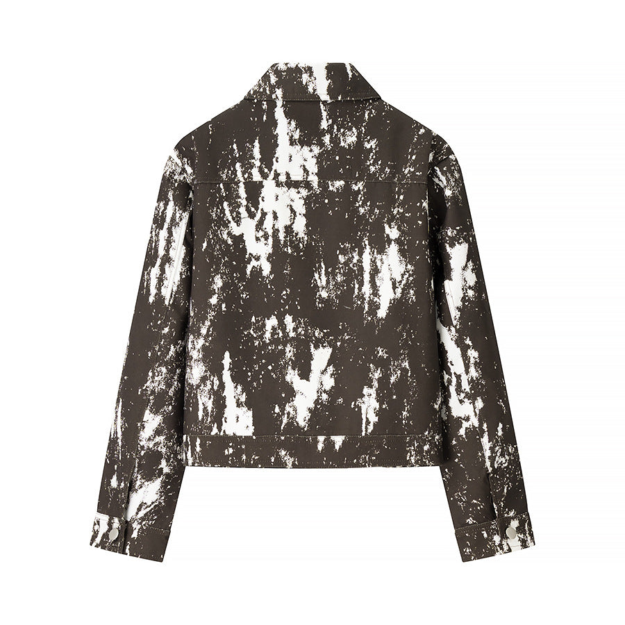 Casual utility jacket for women with a striking color design Lune London