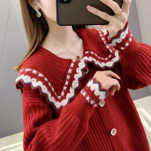Knitted jacket for women with decorative collar and large buttons Amarae