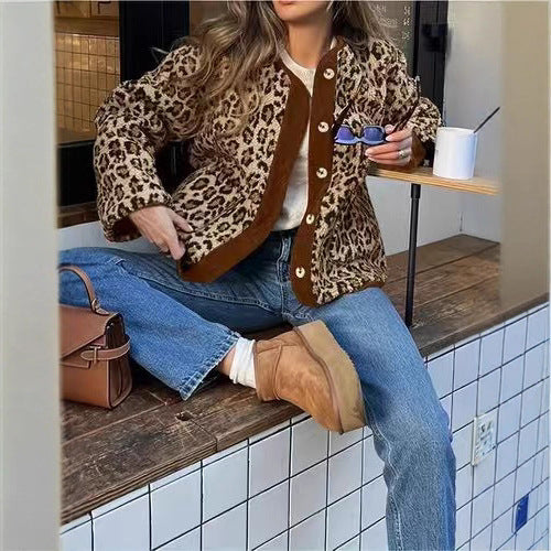 Ladies warm jacket with leopard pattern Lune London