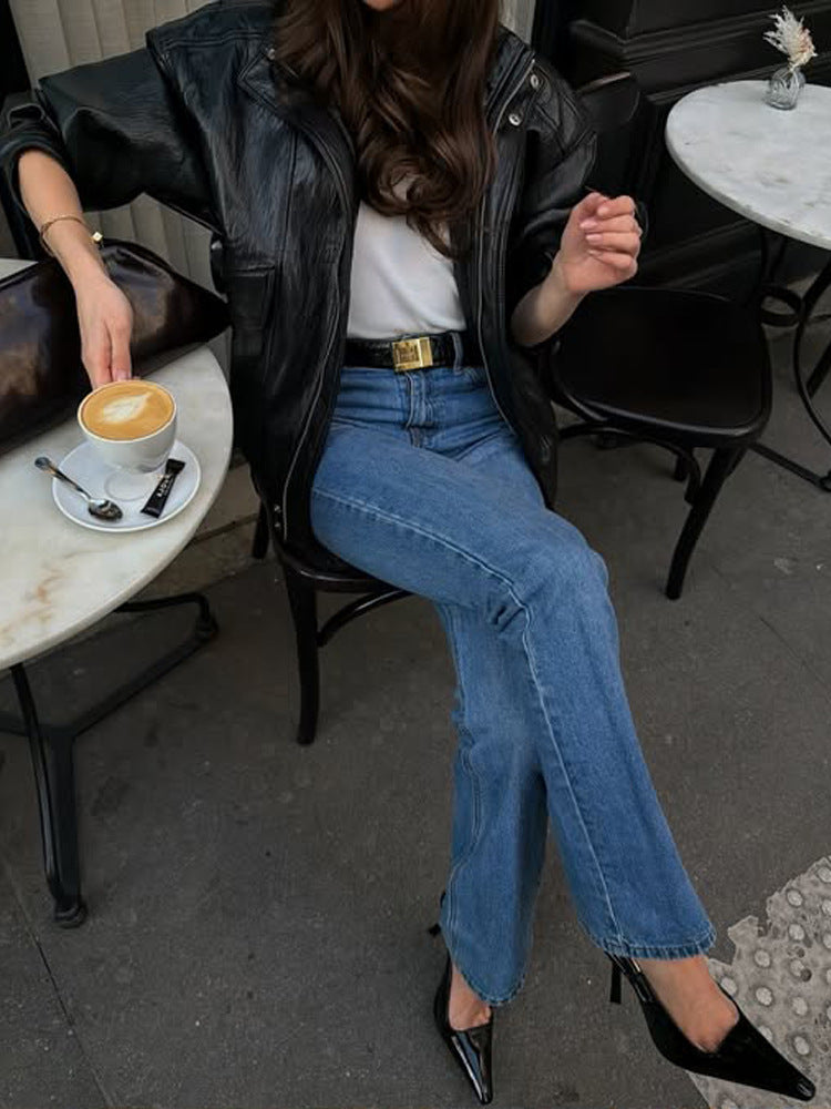 Women straight-cut jeans with high waist, raw hem and slight bootcut Amarae