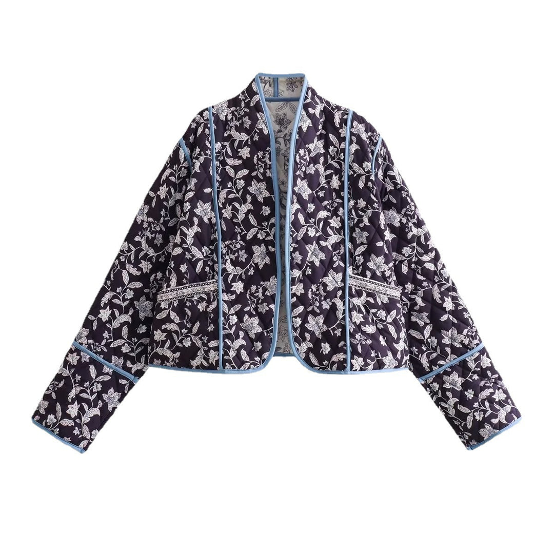 Women's quilted short jacket in kimono style with floral quilted look and contrasting piping Amarae