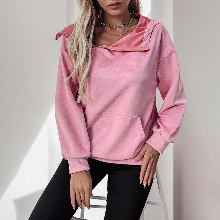 Sporty hoodie for women with a relaxed fit and kangaroo pocket Lune London