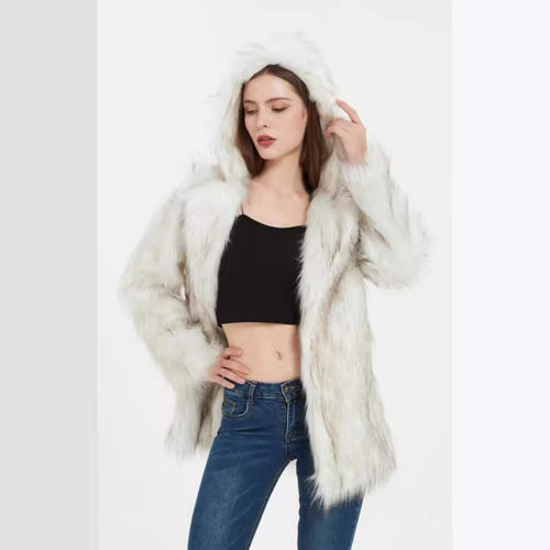 Women’s hooded jacket in soft faux fur with side pockets Amarae