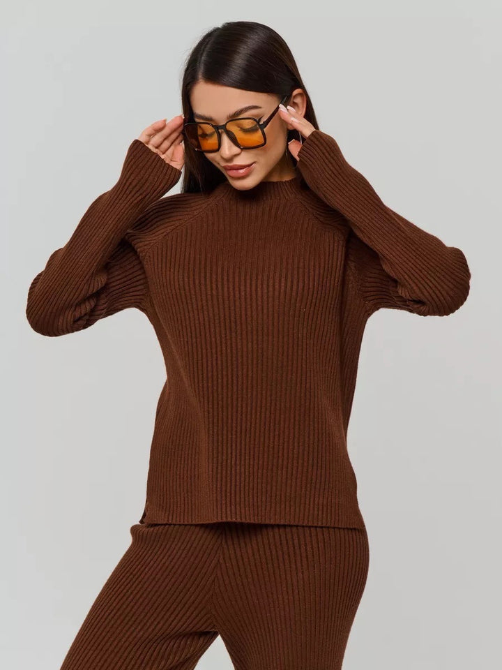 Women's ribbed knit pullover with a relaxed fit and a wide collar Lune London