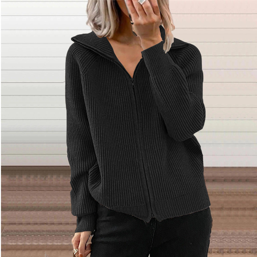 Transitional jacket for women with structured zip and hood Amarae