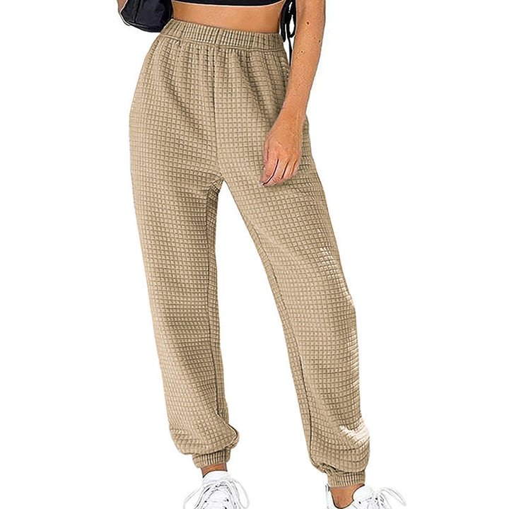Leisure pants for women in textured fabric with Lune London design