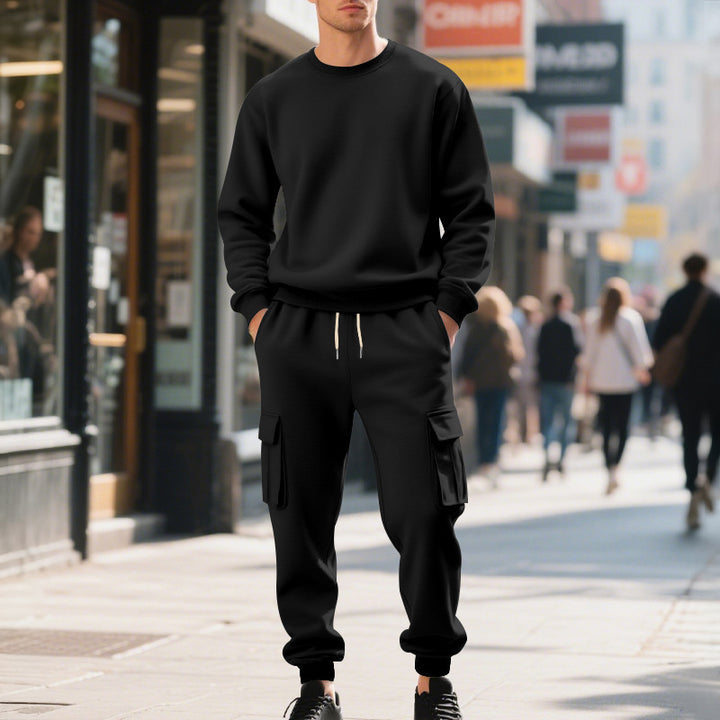 Leisurewear for men with practical pockets and elastic waist Lune London
