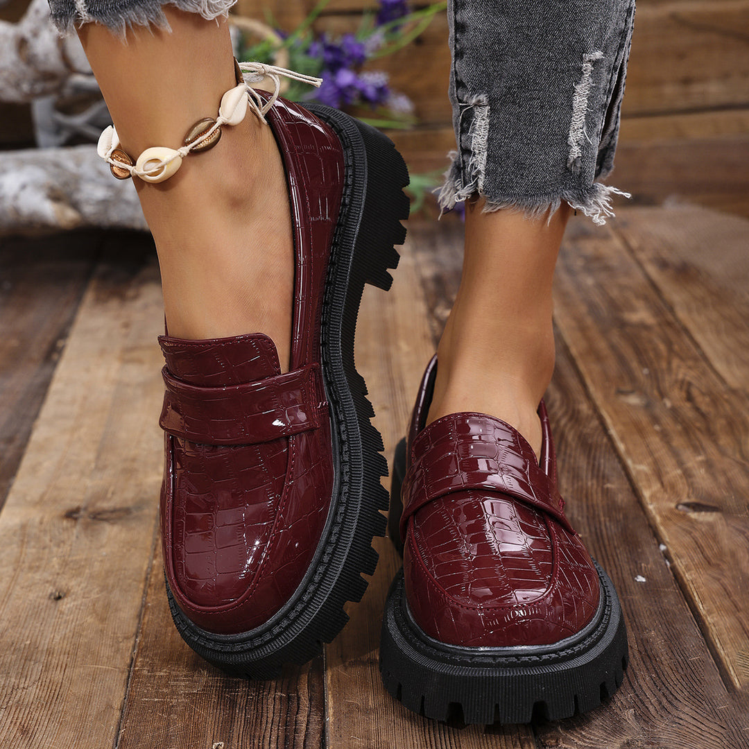 Women’s loafers with a modern croco design and a sturdy profile Lune London