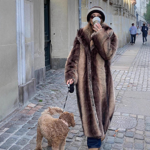 Ladies Maxilength Oversize Faux Fur Coat with Vintage Cut and Wide Lapel Collar Amarae