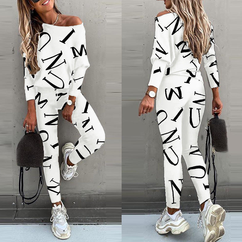 Lune London Leisure Set for Women with Creative Inscription