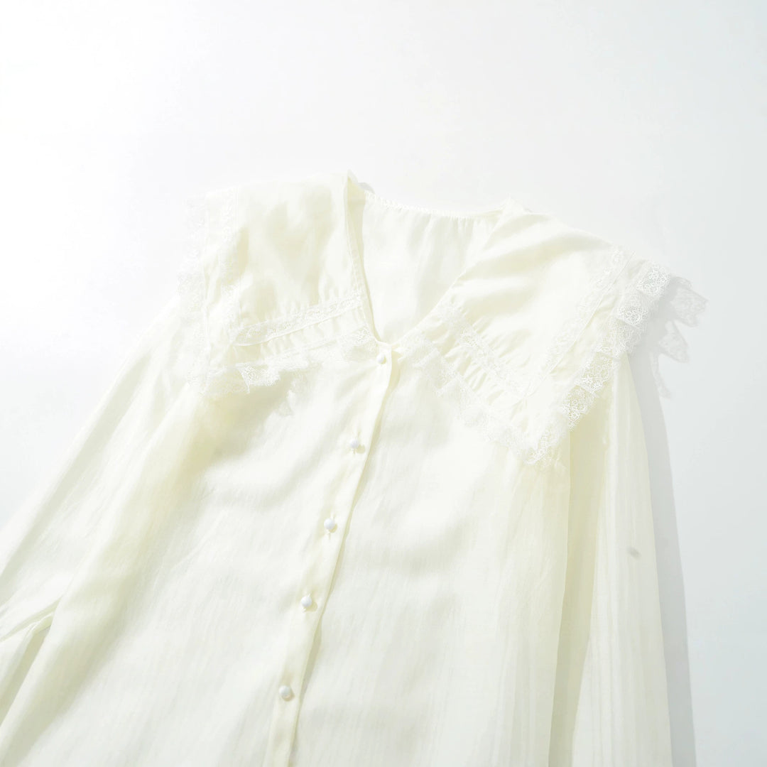 Women's blouse with large lace collar and tiered trumpet sleeves Amarae