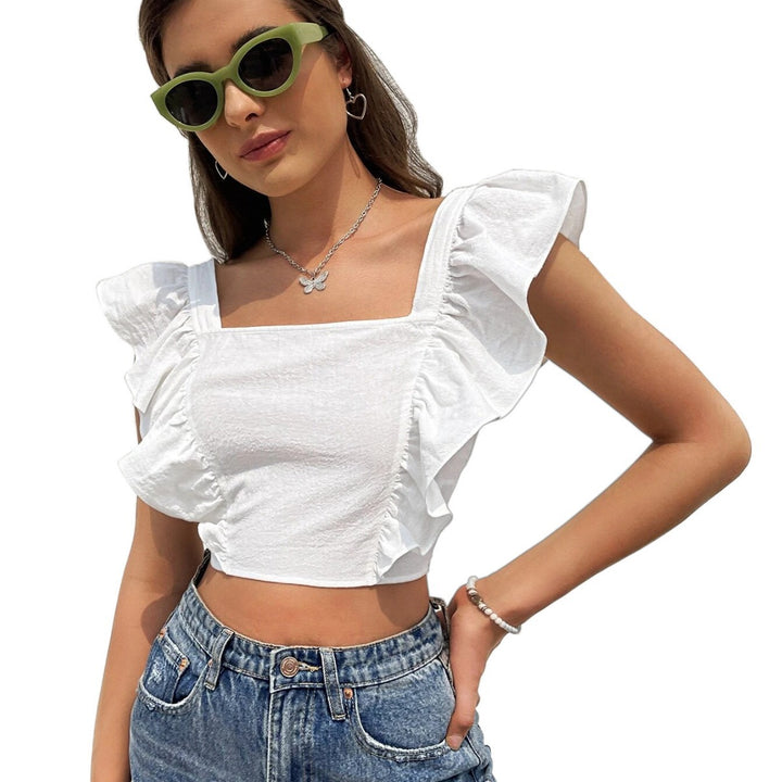 Top court pour femmes avec détails en volants et décolleté carré Chic & Stil
