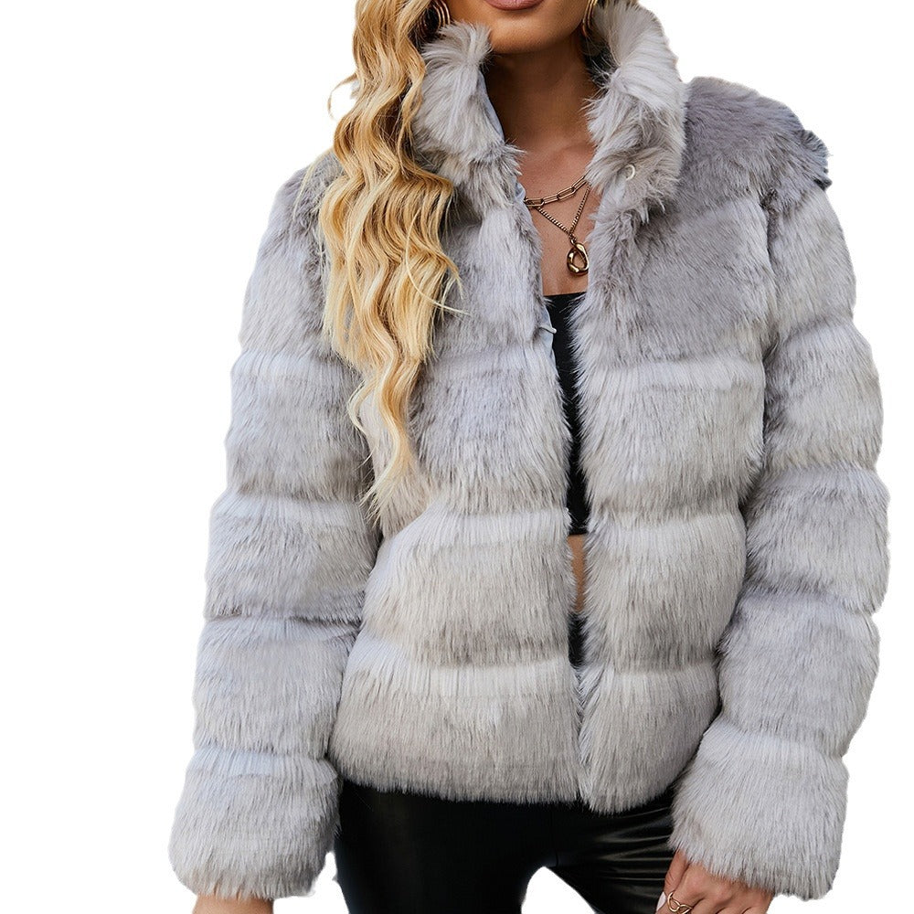 Women's cozy faux fur jacket with a modern fit and oversized size Lune London