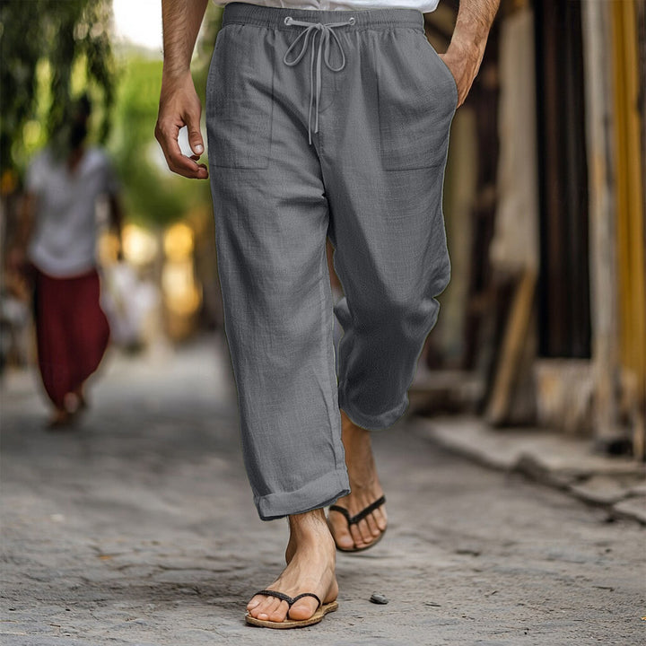 Casual and breathable linen pants for men with elastic waistband and practical side pockets Lune London