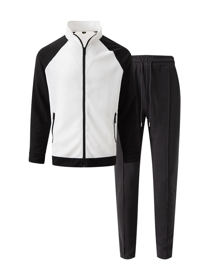 Men's sports tracksuit with breathable material and ergonomic fit Lune London