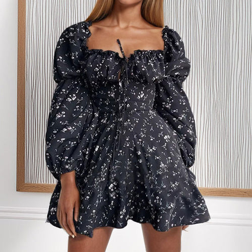 Robes florales pour femmes avec des manches bouffantes et un décolleté en V subtil Chic & Stil