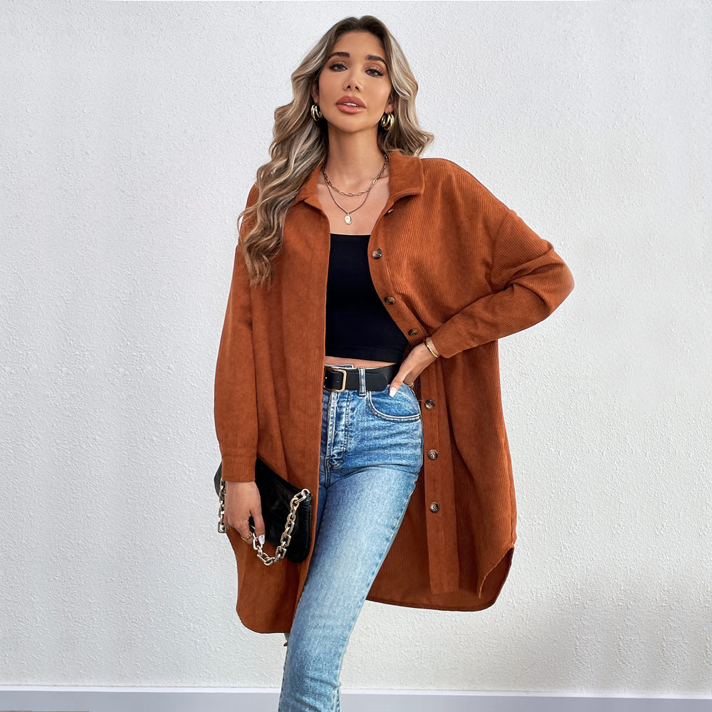 Chemise veste à manches longues pour femmes en tissu cord soft avec patte de boutonnage Chic & Stil