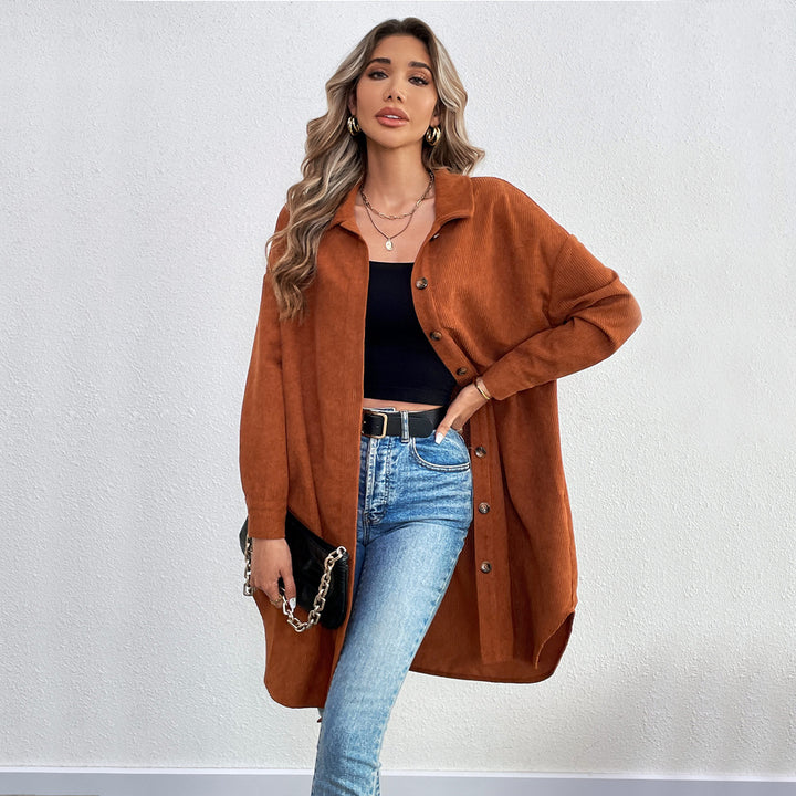 Chemise veste à manches longues pour femmes en tissu cord soft avec patte de boutonnage Chic & Stil