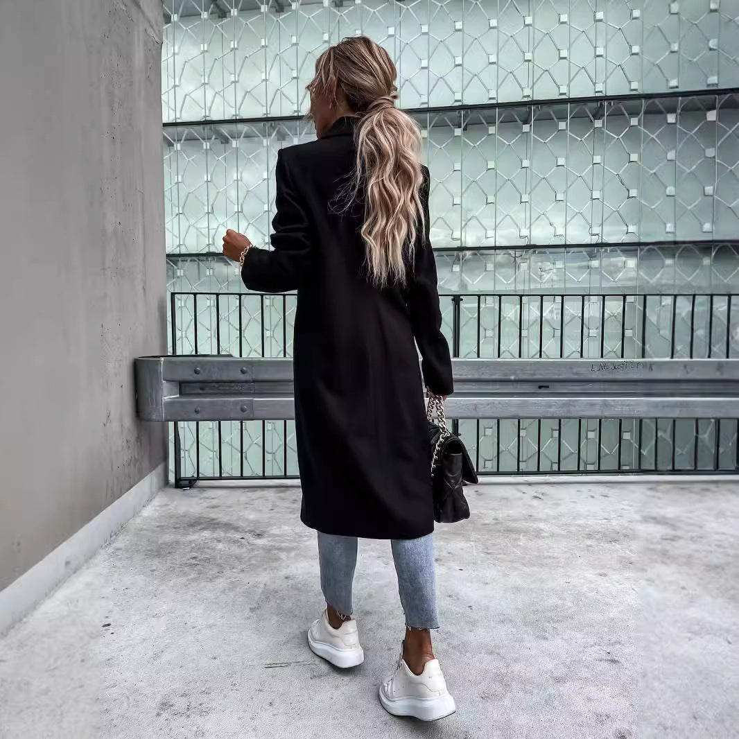Elegant wool coat for women in oversized style Amarae
