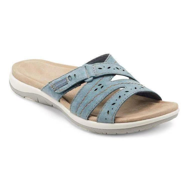 Comfortable wellness sandals for women with adjustable straps Lune London