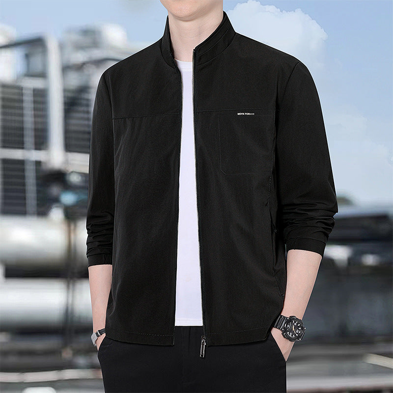 Men's Minimalist Comfort Training Jacket with Stand-Up Collar, Windproof Softshell Material and Concealed Zipper Pockets Amarae