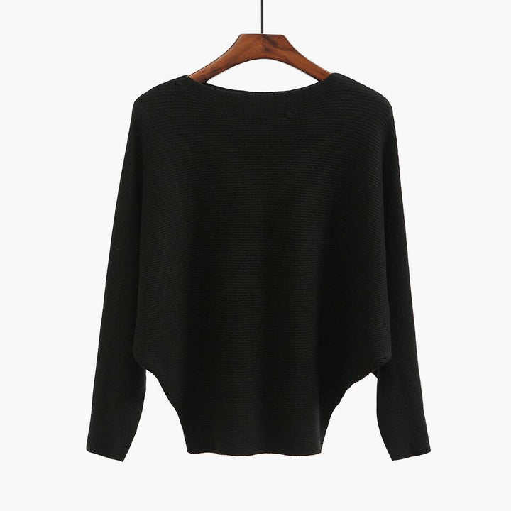 Oversized knitted sweater for women with a refined ribbed design and a loose fit Lune London