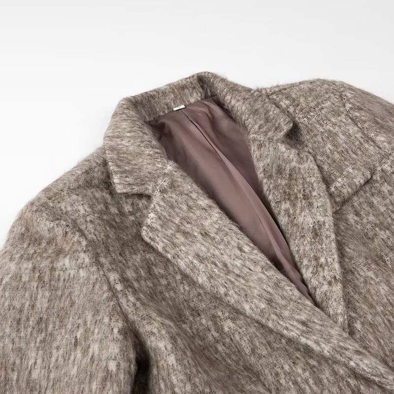 Ladies short blazer coat made of wool blend with bouclé structure and flap pockets Amarae