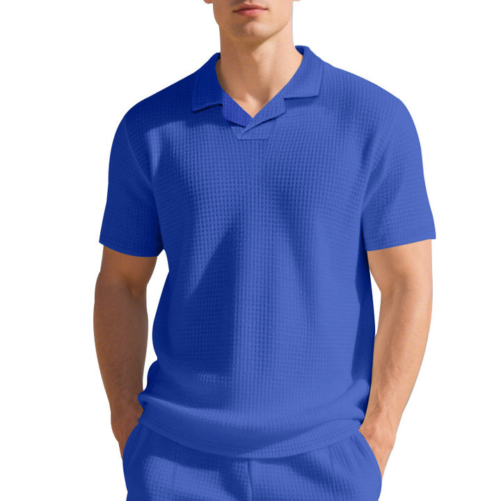 Casual polo for men in breathable material with structured design Lune London