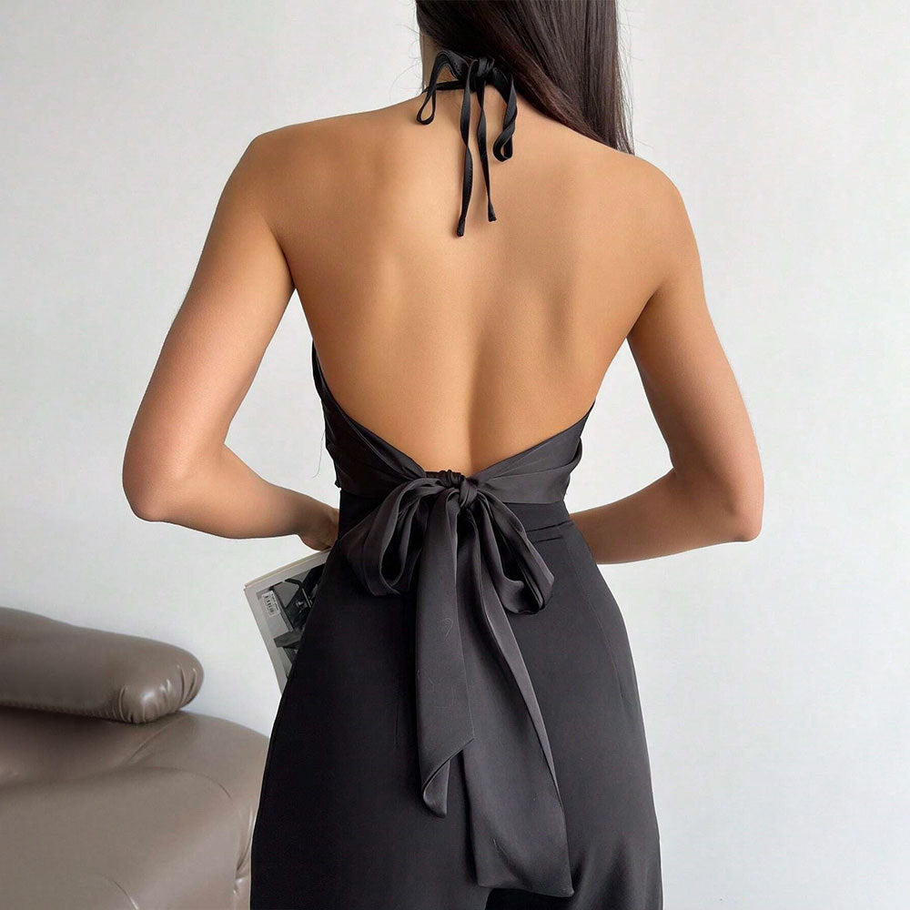 Haut élégant à encolure halter pour femmes avec tissu brillant et nœud décoratif Chic & Stil
