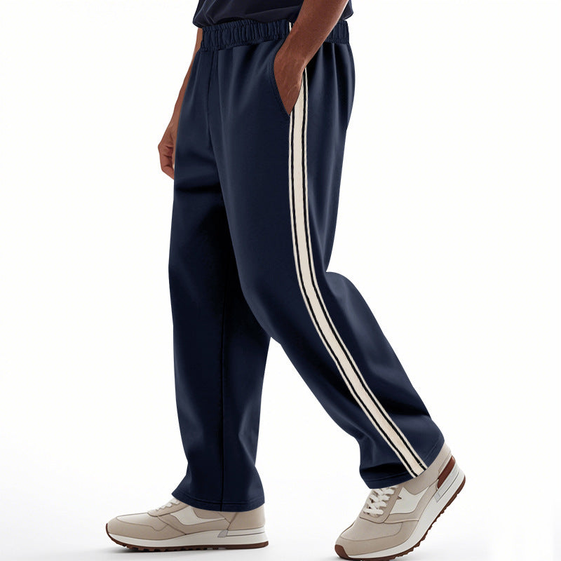 Men's sporty leisure pants with contrasting stripes on the sides Lune London