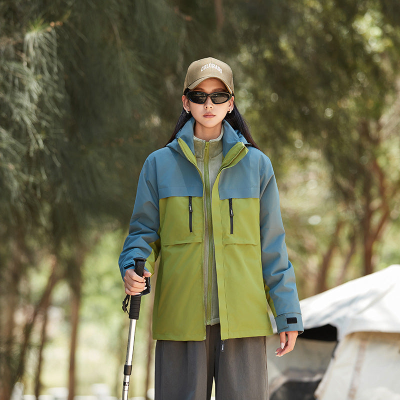 Men's technical outdoor jacket with hood, water-repellent membrane and multifunctional zip pockets Amarae