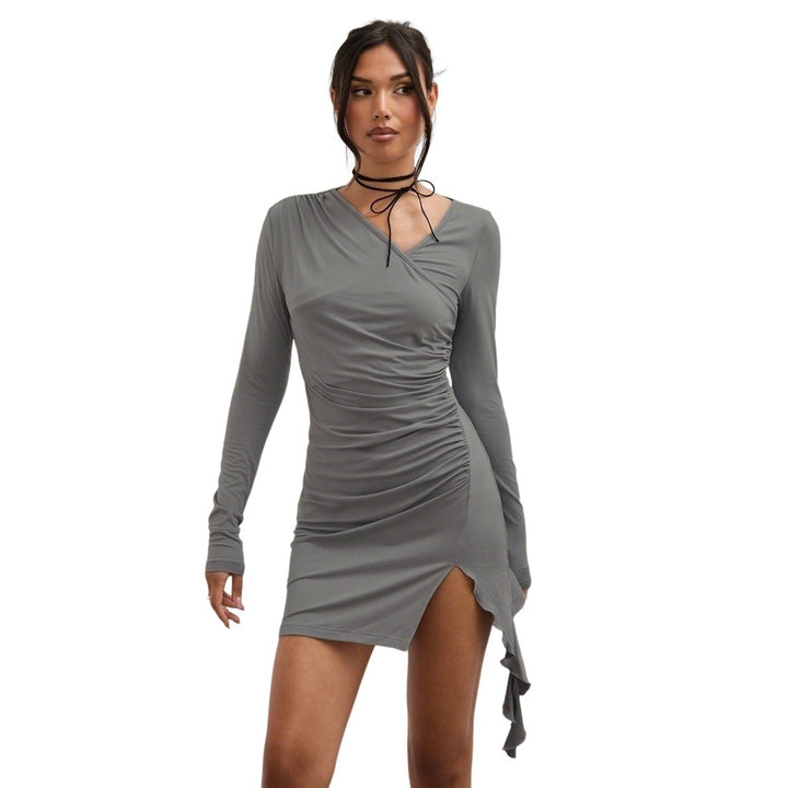 Robe minidress enveloppante pour femmes avec drapé décoratif et ourlet asymétrique Chic & Stil