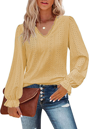 Women's blouse with romantic cut and detailed embroidery Lune London