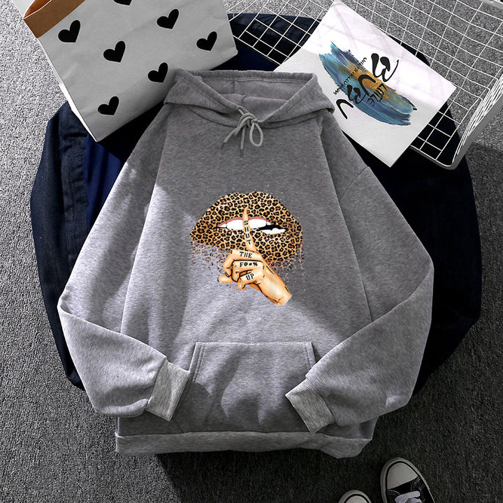Women's hoodie with striking leopard pattern Chic & Stil