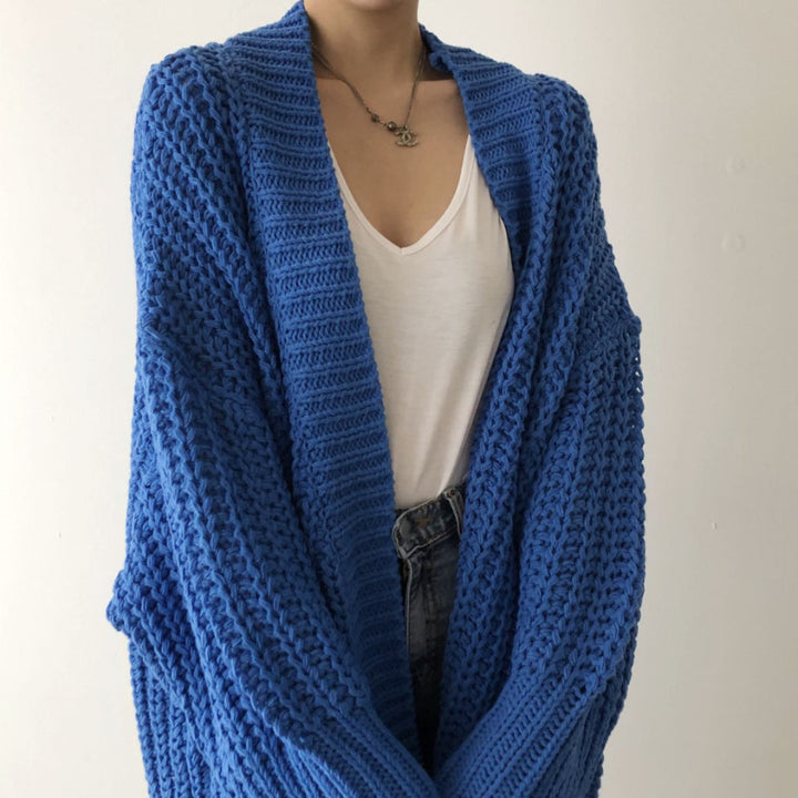 Ladies chic and stylish knit coat