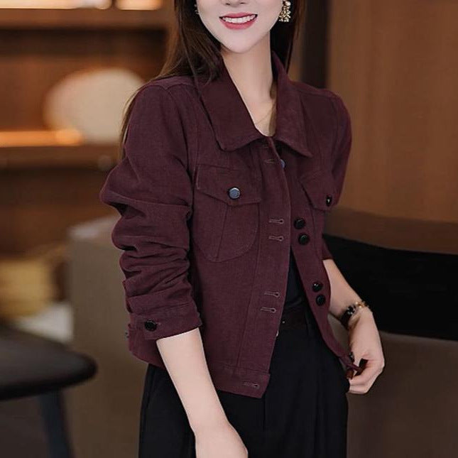 Veste en jean pour femmes avec coupe classique et poches pratiques Chic & Stil