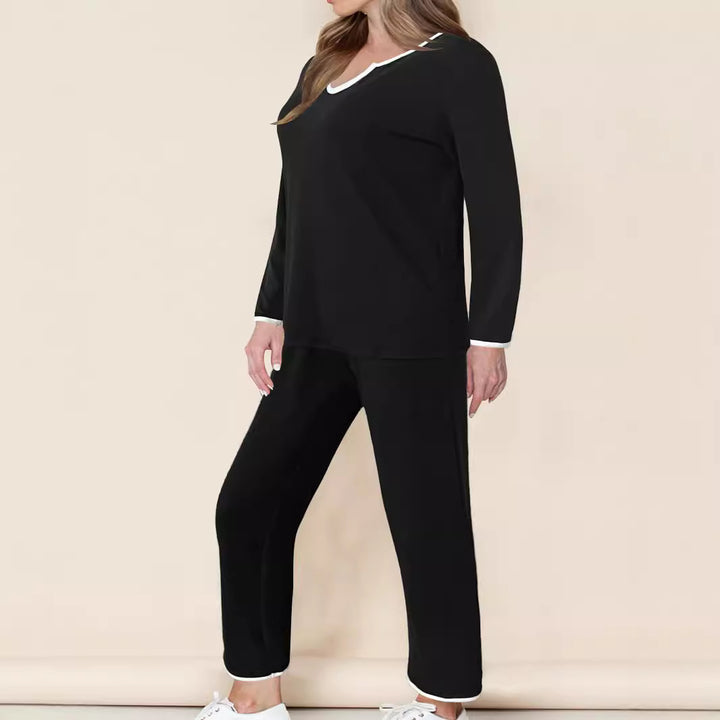 Women Comfortable Relaxation Suit with Attractive Piping Lune London