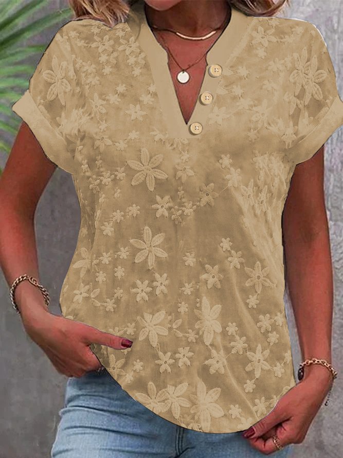 Women’s blouse with embroidered floral pattern and classic V-neck Lune London