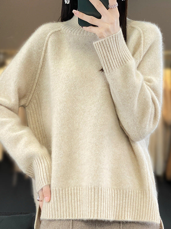 Cozy knit sweater for women with raglan sleeves and a fine ribbed texture Lune London
