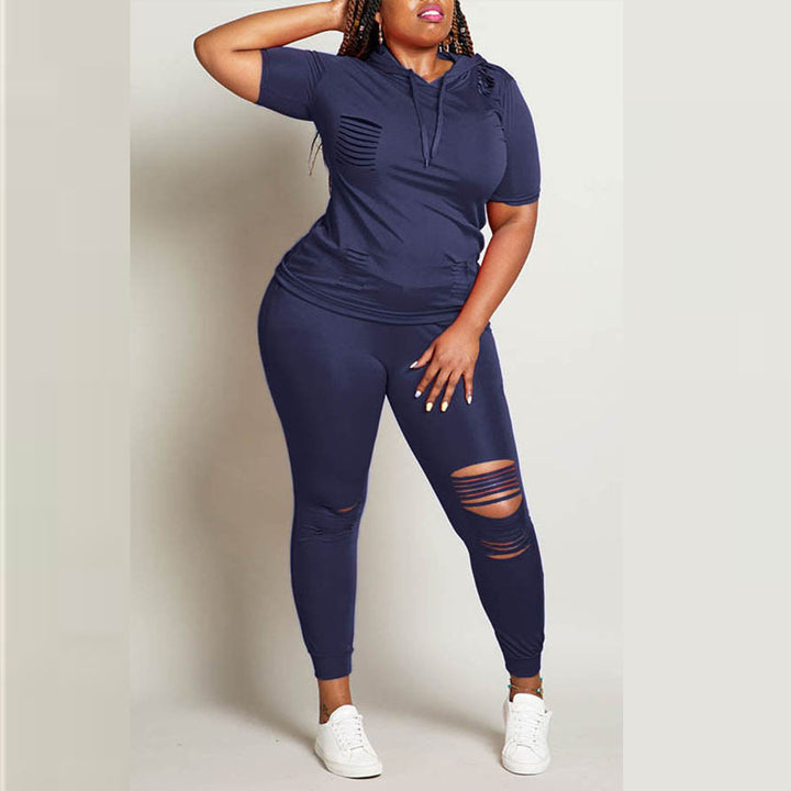 Women's jogging suit with stylish zip details and a chic sporty fit