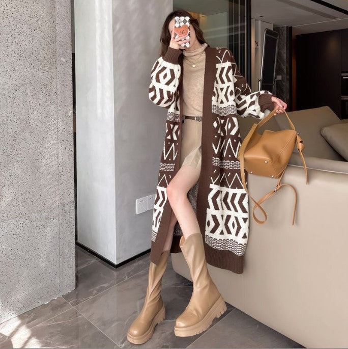 Knitted cardigan for women with geometric pattern and button design Lune London
