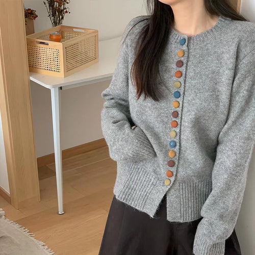 Cardigan femme avec des détails de boutons colorés et un matériau en feutre doux Chic & Stil