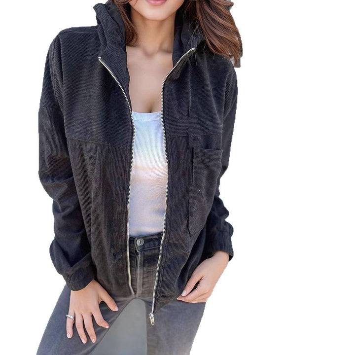 Light cord jacket for women with practical pockets Lune London