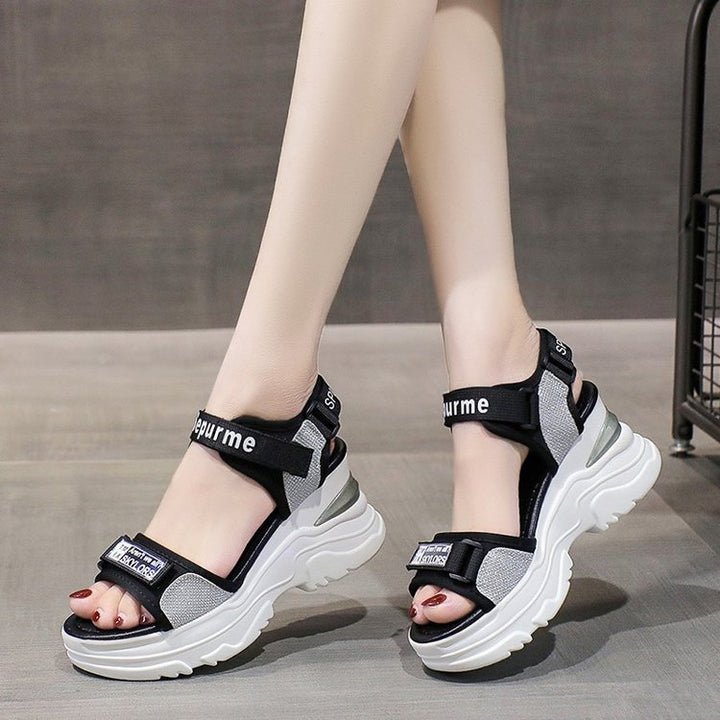 Chic and Stylish Women's Sport Sandals with Sparkling Strap Design