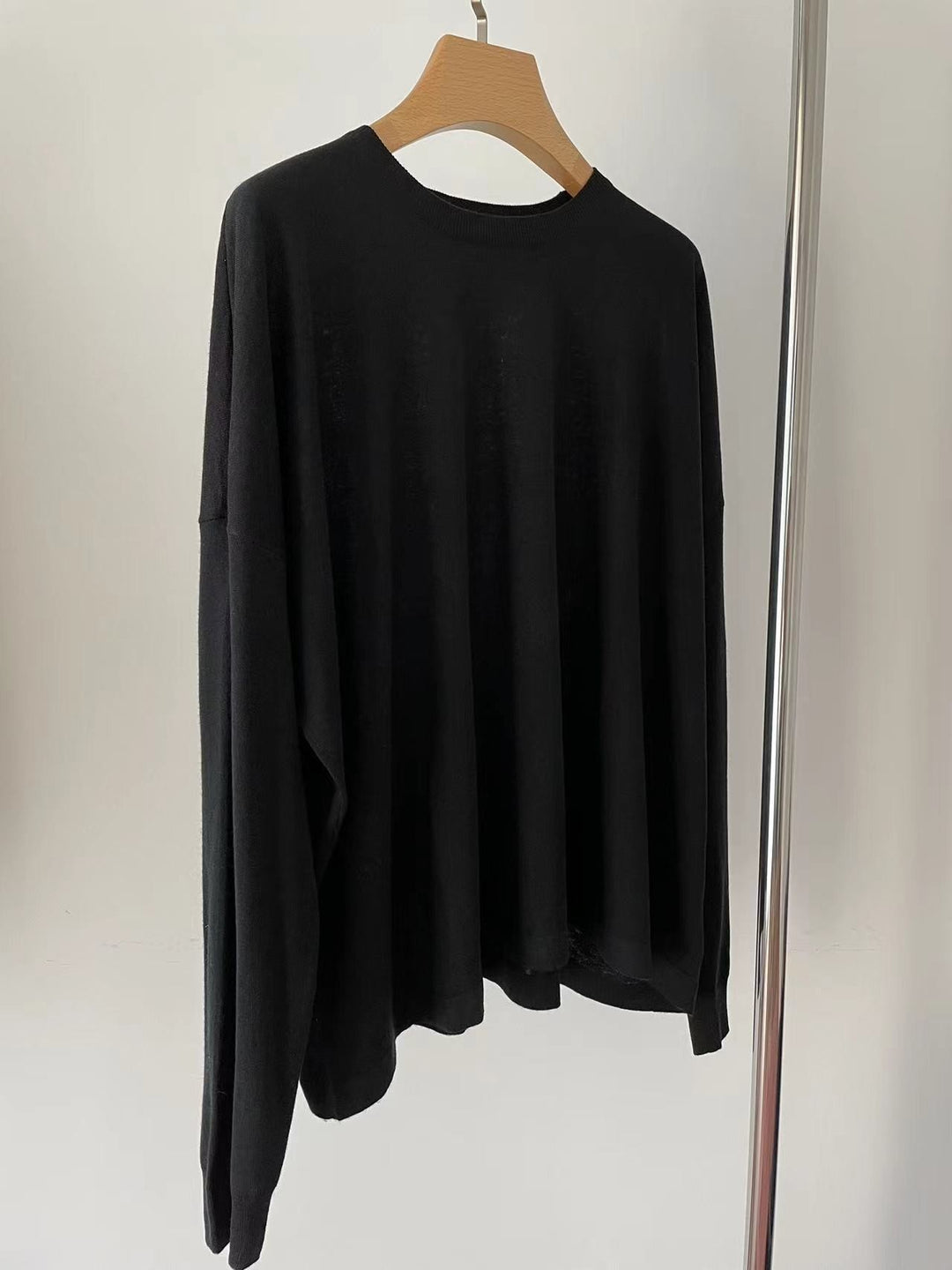 Women oversized long sleeve T-shirt with relaxed fit and wide neckline Lune London