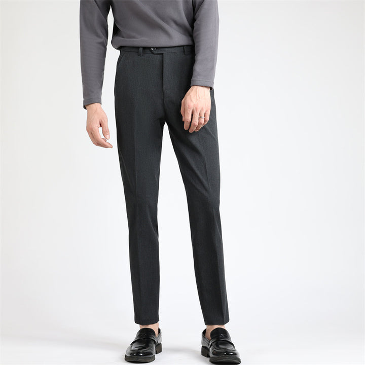 Elegant suit trousers for men with a slim fit and fine pattern Amarae