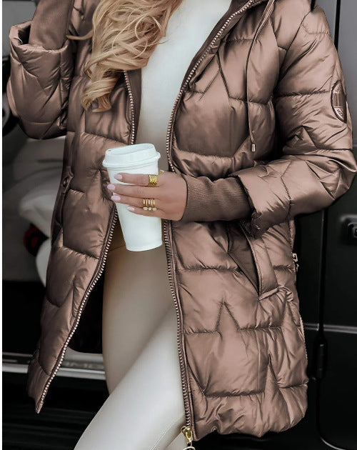Quilted jacket for women with hood and practical pockets Lune London